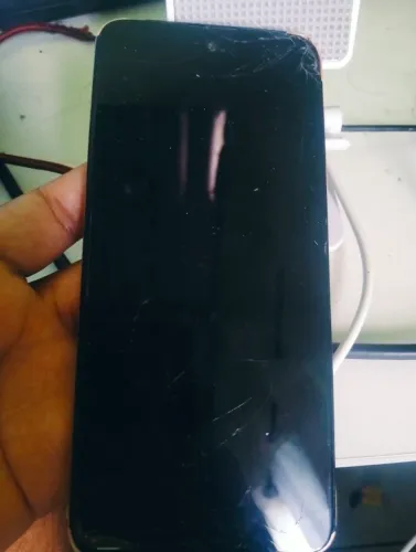 Moto E 40 ( tela trincada ) funcionando