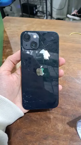 iPhone 13 128GB com defeitos leia descrição