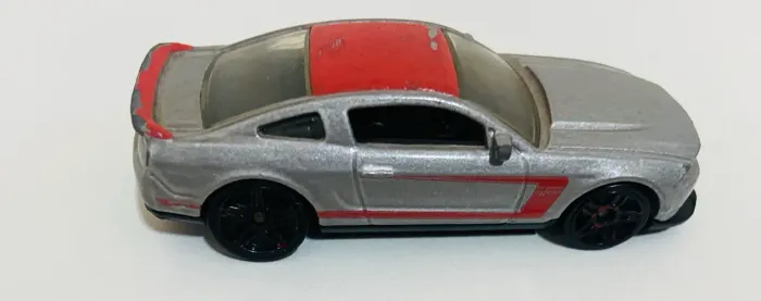 Hot Wheels 2012 Ford Mustang Boss 302 Laguna Seca