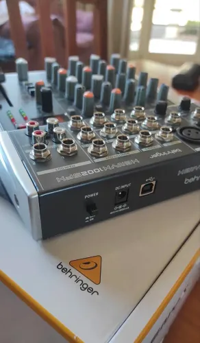Mixer/interface behringer 1002 sfx