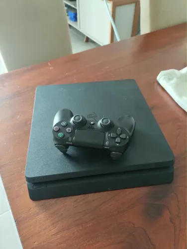 PS4 Slim 1TB + Controle Original + 6 Jogos