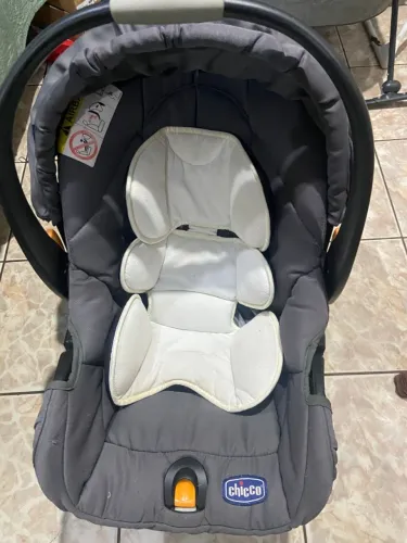 Bebê conforto + Base para carro
