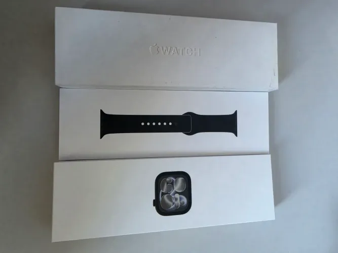 Apple watch serie 11 46mm 1 mes de uso na garantia ate 30/08/2027