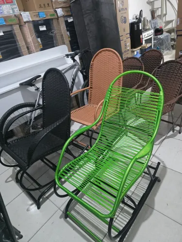 Cadeira de balanço de adulto