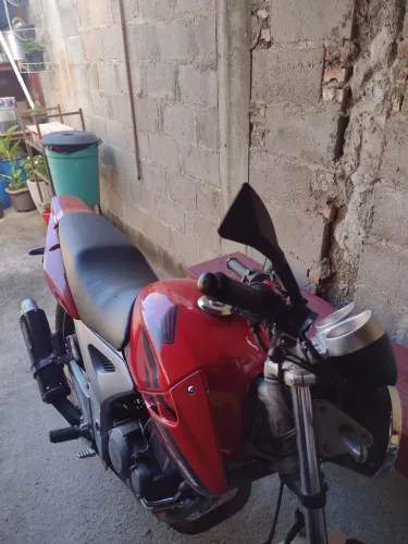 HONDA CBX250 TWISTER VERMELHA 2006