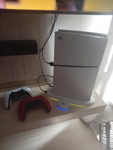 Play 5