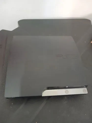 Vendo video game PS3 com defeito