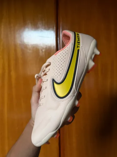 Chuteira Campo Nike Tiempo 9 Elite Rosa Claro Tamanho 42BRA