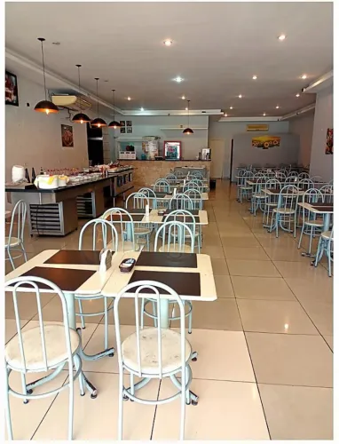 Restaurante só almoço, de 2ª à sáb. Lucrativo, bem montado, garante mov. R$ 150.000,00