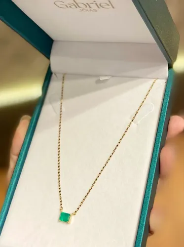 Cordão de ouro piastrine com pedra jade ( LOJA FÍSICA )
