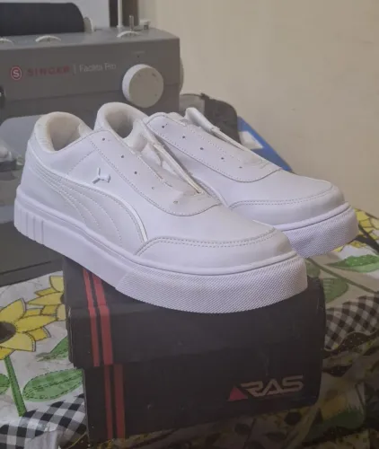 Tenis Branco n° 42