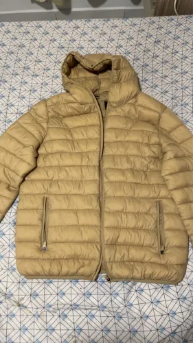 Jaqueta puffer bege 
