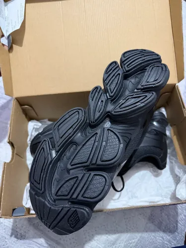 Tênis New Balance 2000 Tamanho 43