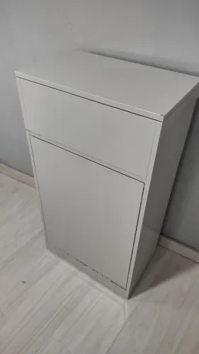 Armário Organizador / Multiuso Compacto com Compartimento Superior