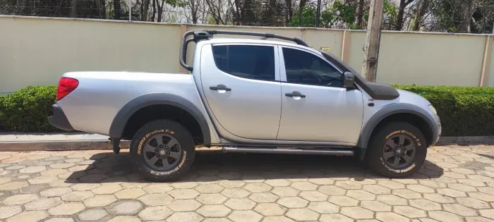 Mitsubishi L200 Triton Savana 3.2 CD TBI Dies. Aut. 2017