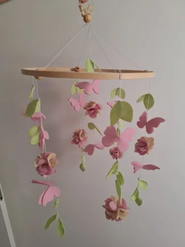 Mobile Flores e Borboletas