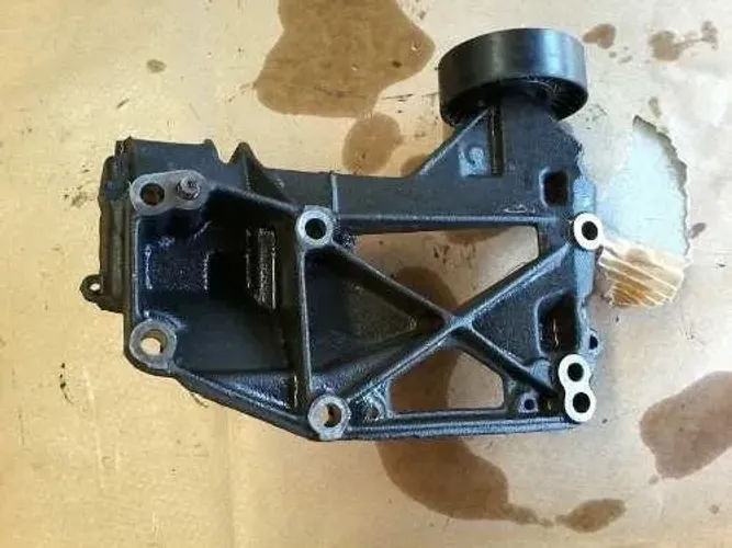 Suporte Alternador Xsara Picasso 2.0 16v 2002 Orig ... 0702