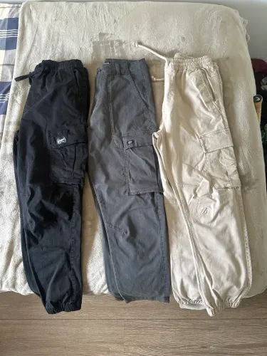 CALÇAS ZARA EM PERFEITO ESTADO