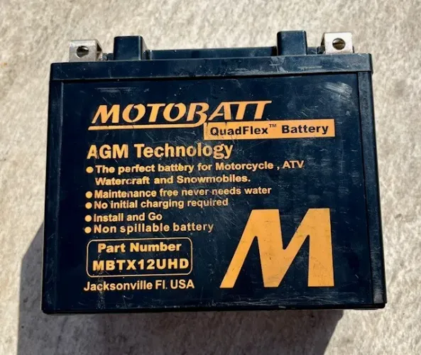 Vendo BATERIA marca Motobatt modelo mtbx12uhd - não usada!