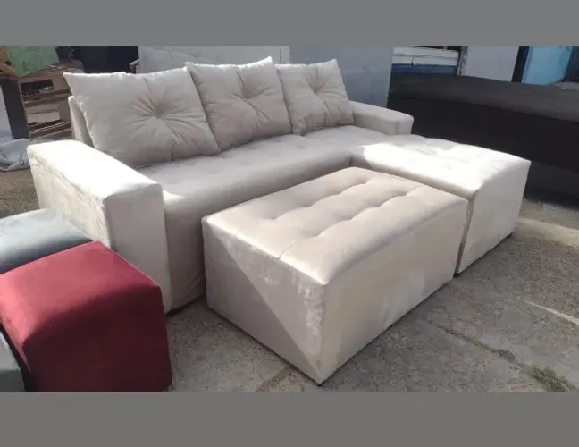 Sofá de 3 lugares bege bege . Espuma D33 