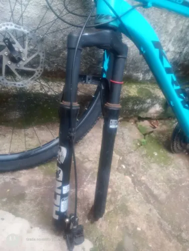Vende-se bicicleta 29 e meses de uso