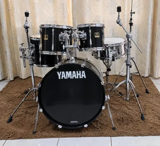 Bateria Yamaha Stage Custon