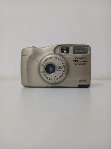Câmera Analógica Yashica MG-Motor Vintage Para Decoração/Peças