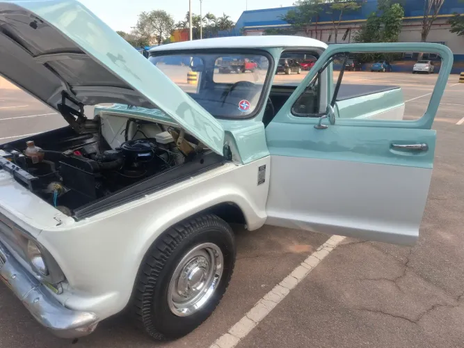 Chevrolet C-10 2.5/4.1 1979