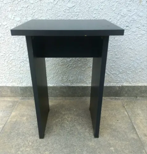 4 bancos/banqueta em MDF cor cinza