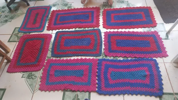 8 Tapetes de Crochê