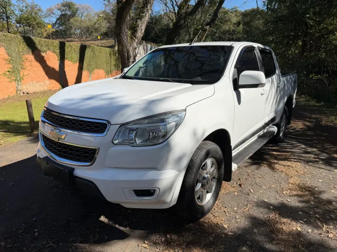 Chevrolet S10 Pick-up LT 2.8 TDI 4X4 CD Diesel AUT 2014