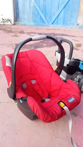 Kit de carrinho com bebe conforto