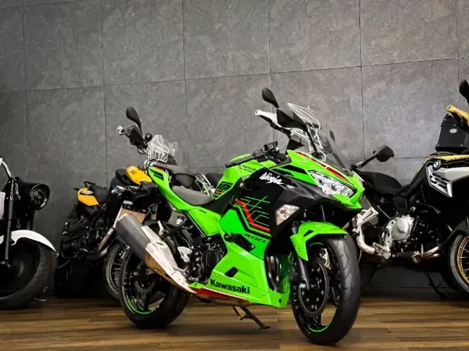 KAWASAKI NINJA 400 KRT 2024/2024
