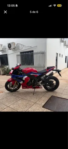 Honda cbr 1000rr-r 2022 com 7000 km sem detalhes