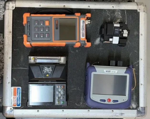 Maquina de Fusão de Fibra Ótica + Kit de Certificação