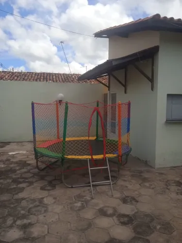 Pula pula brinquedos para alugar