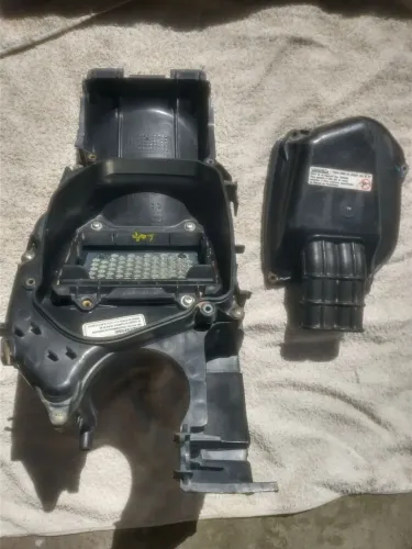 Caixa Filtro de Ar Honda Bros 150 2003 A 2014 Original (Usado)