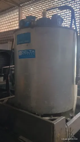 Máquina de gelo em escama flocos 2000kg/dia ideal para peixaria, frigorífico, panificação