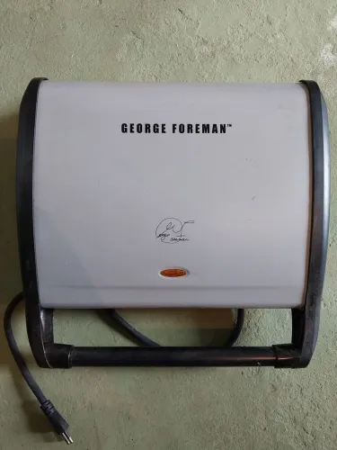 Grill Elétrico George Foreman Usado