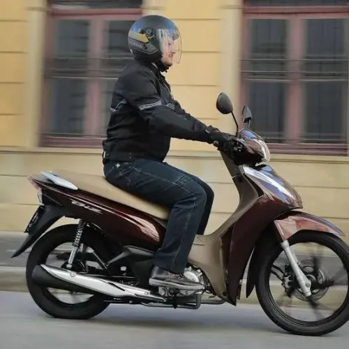 Honda Biz 125 2021 Marrom Flex - Conservada