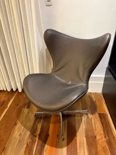 Cadeira giro 360°