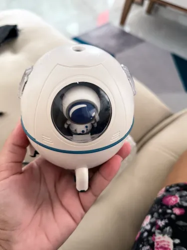 Umidificador de ar astronauta