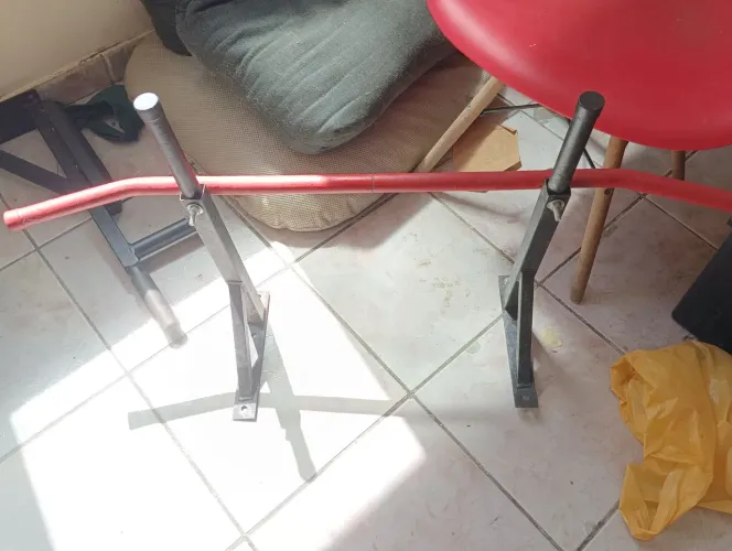Barra Fixa de Parede Profissional (Pull-Up Bar) p/ Musculação e Calistenia