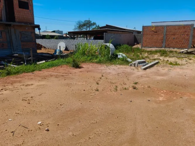 Terreno na passagem do maciambu