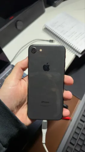 iPhone 8