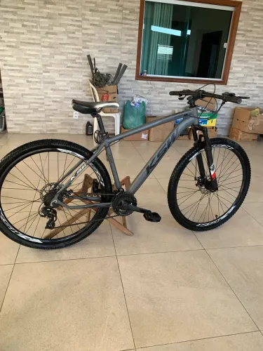 Bike KSW Aro 29 quadro 19?