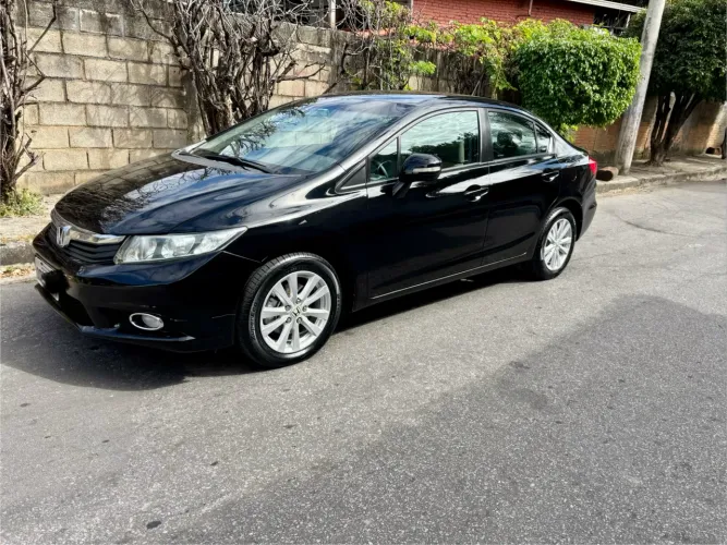 Honda Civic Sedan LXR 2.0 Flexone 16V Aut. 4P 2014