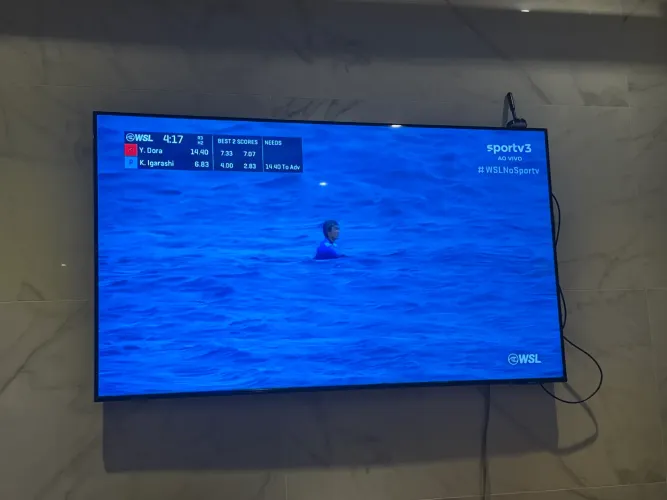 Smar TV 60? Samsung Crystal UHD 4K UN60AU8000H