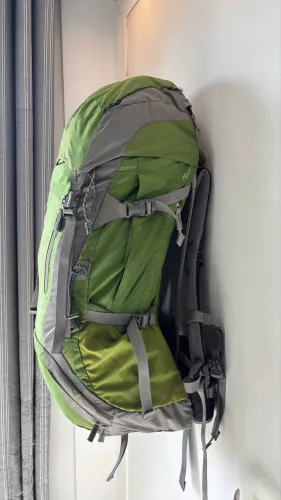 Deuter cargueira 38L