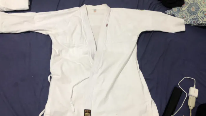 Kimono aikidô, karatê e judô A2
